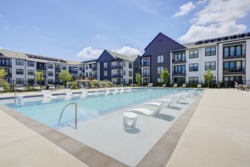 Resort style salt water pool